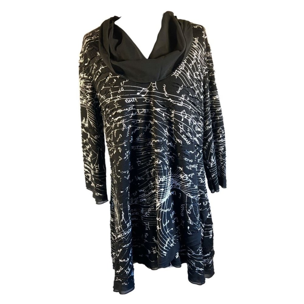 Lindi Shirt Womens Medium Black White Music Waterfall